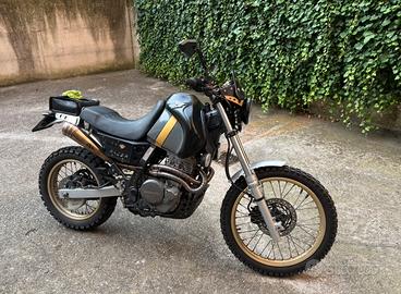 Honda Dominator NX650 custom motore da rifare