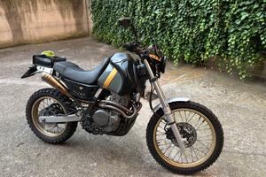 Honda Dominator NX650 custom motore da rifare