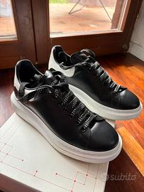 Alexander McQueen N.40 Nere e Bianche
