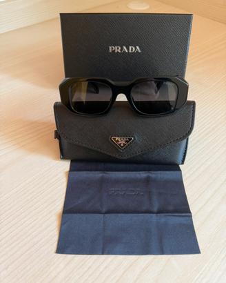 Occhiali da sole prada