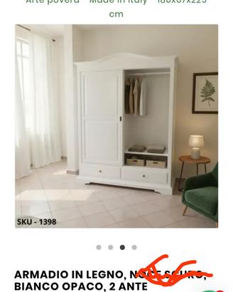 Armadio bianco arte povera con ante scorrevoli 