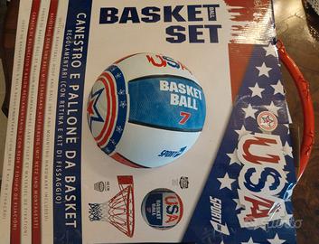 N. 2 scatole di Canestro e pallone da  basket