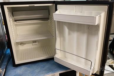 frigorifero piccolo dometic RA140
