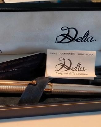Penna stilografica vintage Delta in argento