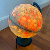 Mappamondo luminoso