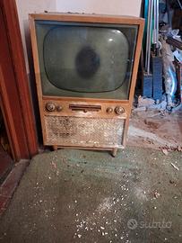 televisore a tubo catodico 