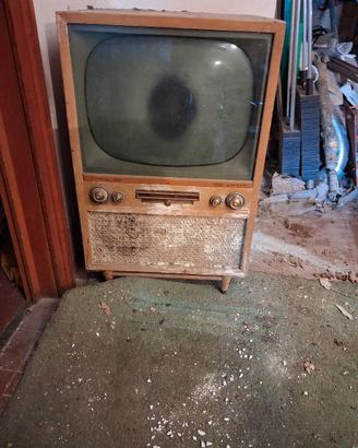 televisore a tubo catodico 