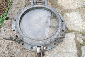 Vecchio Oblò nautico in ottone