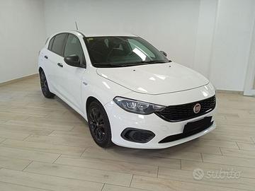 FIAT Tipo (2015-->) 1.4 5 porte Street