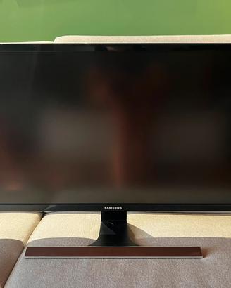 MONITOR SAMSUNG 28”