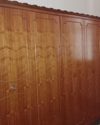 Armadio in legno_Chiusi (SI)