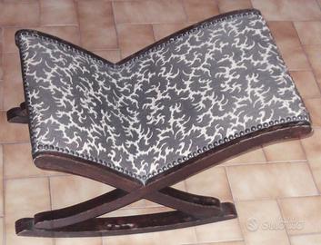 sgabello dondolino poggiapiedi