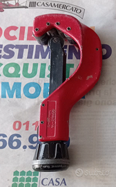 Tagliatubi piccolo