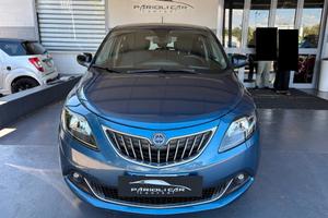Lancia Ypsilon 1.0 FireFly 5 porte S&S Hybrid Albe