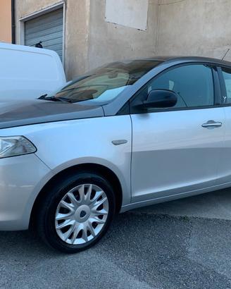 Lancia Ypsilon 1.3 MJT 95 CV 5 p. S&S Neopat.