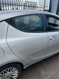 PORTA SPORTELLO POST DX LANCIA YPSILON 2016