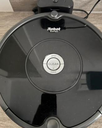 iRobot Roomba 606 Robot Aspirapolvere