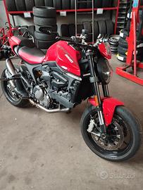 Ducati Monster 937 