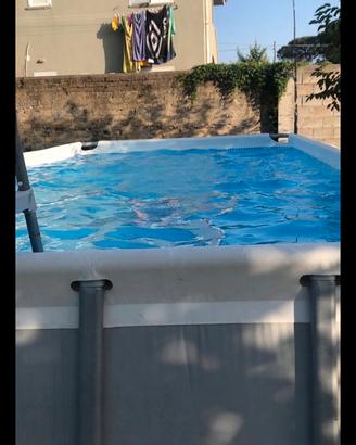 Piscina conpresa di motore a sabbia