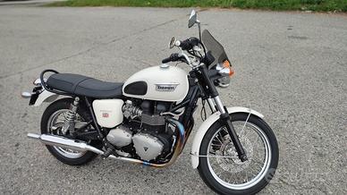 Triumph Bonneville - 2008