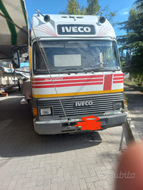 Auto negozio Mininzio macelleria - gastronomia