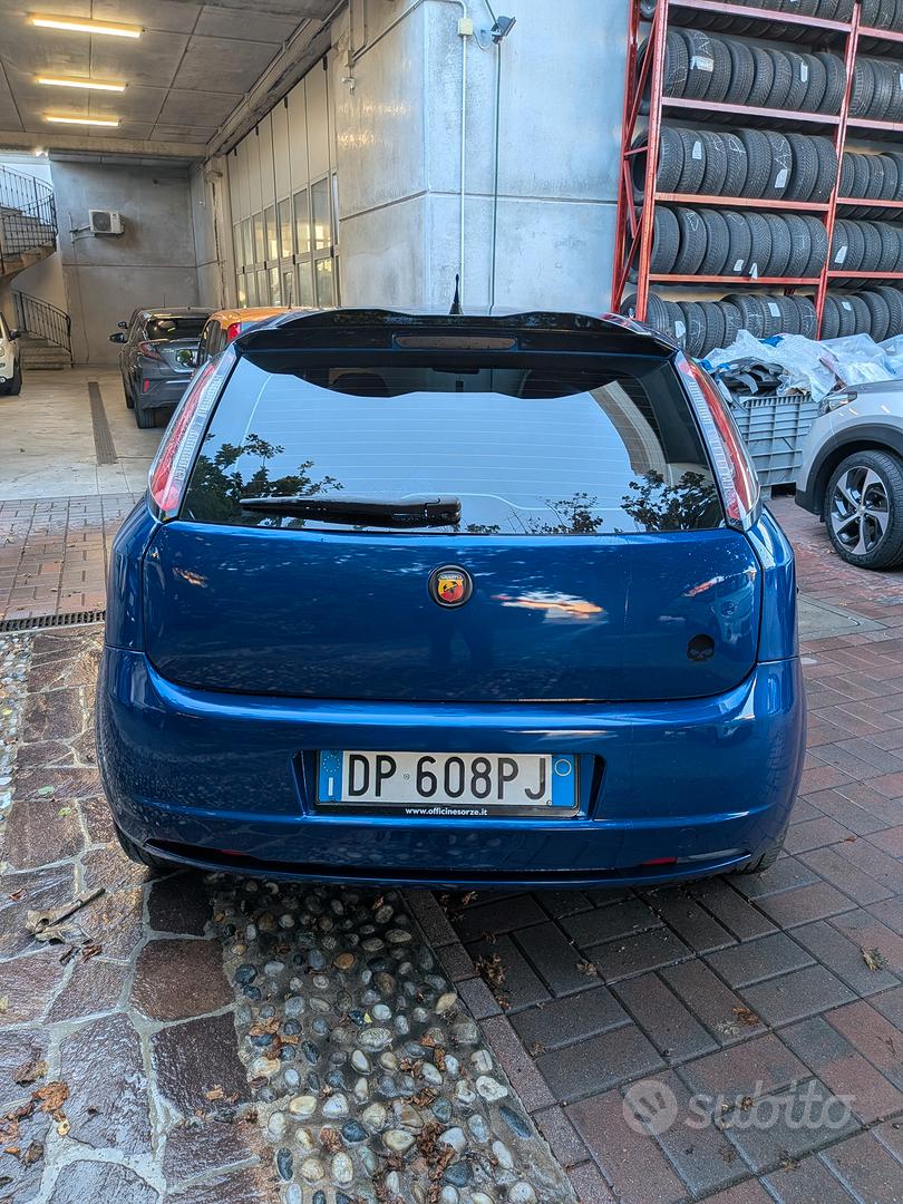 Fiat Grande Punto 2008 photo 4