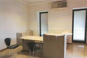 Immobile di 80 m² a Lonigo