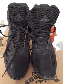 Scarpa Adidas
