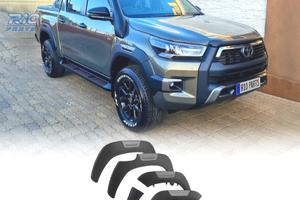 PARAFANGHI PASSARUOTA TOYOTA HILUX REVO 16-21