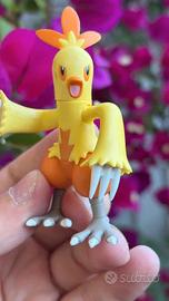 Pokémon figure Combusken / Galifeu / Jungglut Taka