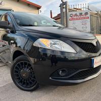 Lancia Ypsilon 1.2 69 CV 5 porte Platinum