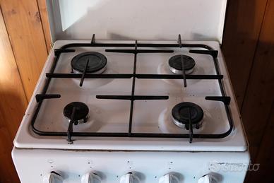 fornello più forno a gas