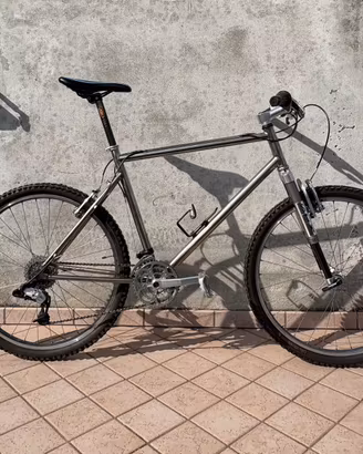 Marin Team MTB Vintage in Titanio -SRAM 9.0 SL