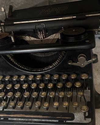 Macchina da scrivere