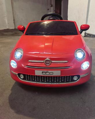 Macchina elettrica Fiat 500 per bambini