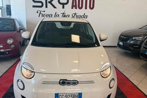 Fiat 500 500e Berlina 42 kWh Icon
