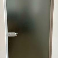 porta vetro battente 