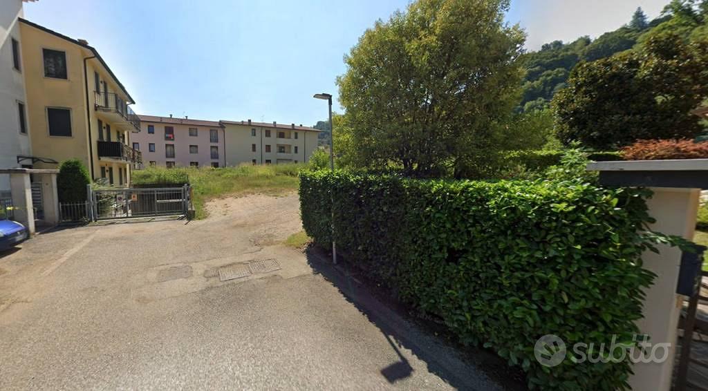 Immobile in asta di 1877 m² a Chiampo - Altro