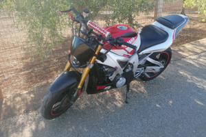 Yamaha yzf r6 600 naked carburatori pista stunt