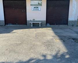 Rif. 375 locale commerciale - fronte domiziana