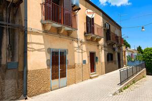 Rif.MP12| casa ind. san michele di ganzaria