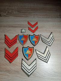 Arma CC carabinieri cimelio distintivi gradi '70