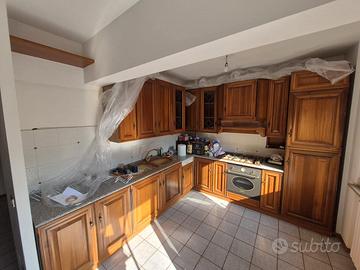 Cucina Scavolini legno massello + elettrodomestici