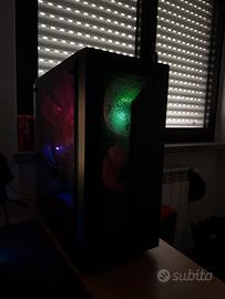 Pc gaming componenti in foto