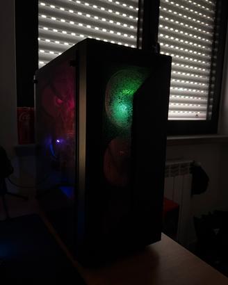 Pc gaming componenti in foto