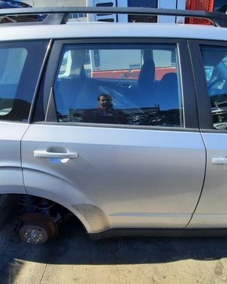 SUBARU FORESTER 2010 - PORTA POSTERIORE DESTRO