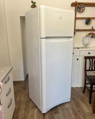 Frigorifero Indesit