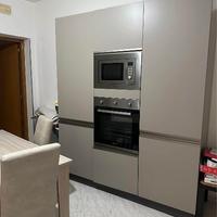 Cucina praticamente nuova
