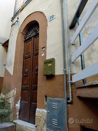 Appartamento centro storico Montelanico (Roma)