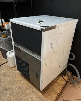 Ice Maker Brema CB 316A HC